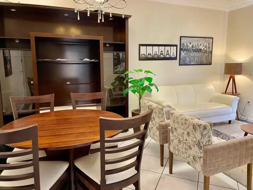Apartamento no Ed Flor de Acácia com 2 dormitórios em Balneário Camboriú — foto 2