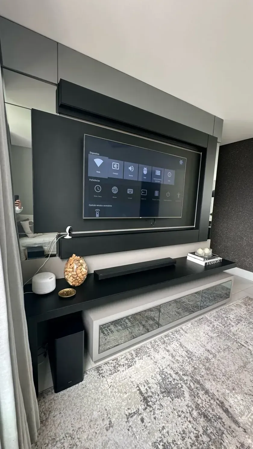 Apartamento mobiliado com 3 dormitórios sendo 2 suítes e 3 vagas de garagem em Balneário Camboriú — foto 2
