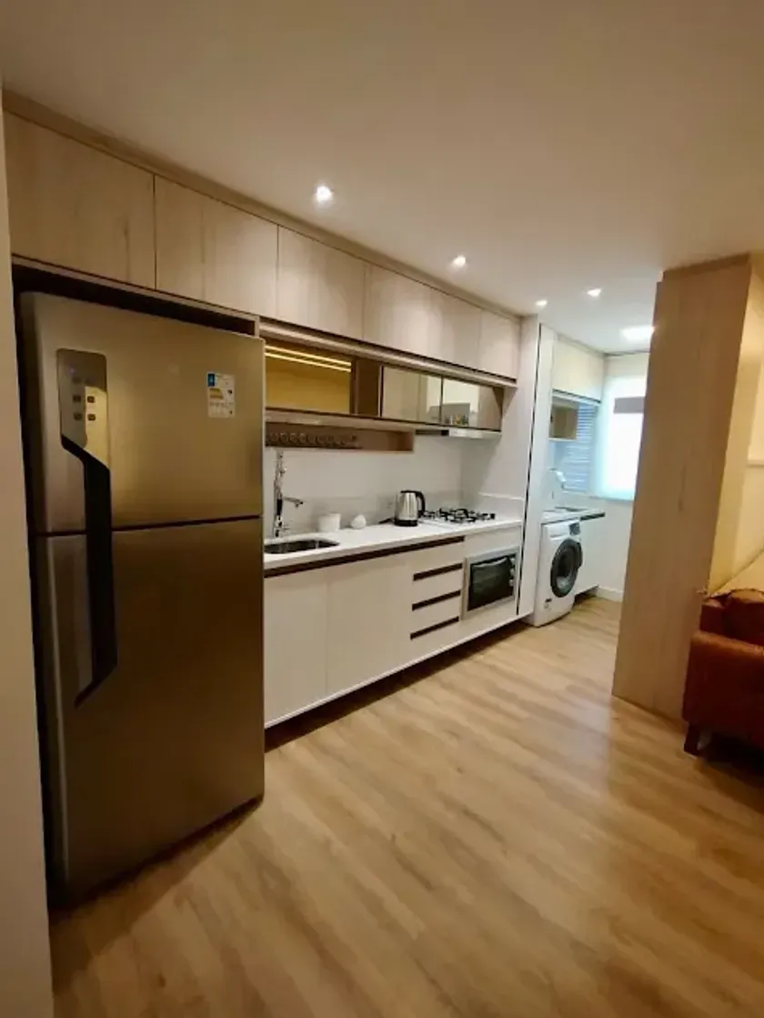 Apartamento vista mar mobiliado com 2 dormitórios sendo 1 suíte e 1 vaga de garagem na Brava — foto 4