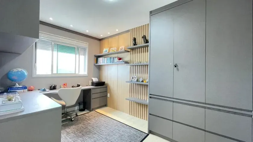 Apartamento mobiliado com 2 suítes, 2 demi-suítes e 3 vagas de garagem em Balneário Camboriú — foto 9