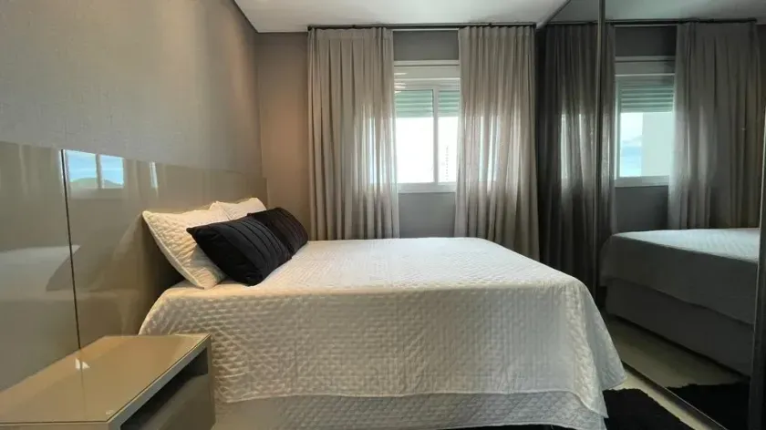 Apartamento mobiliado com 2 suítes, 2 demi-suítes e 3 vagas de garagem em Balneário Camboriú — foto 12