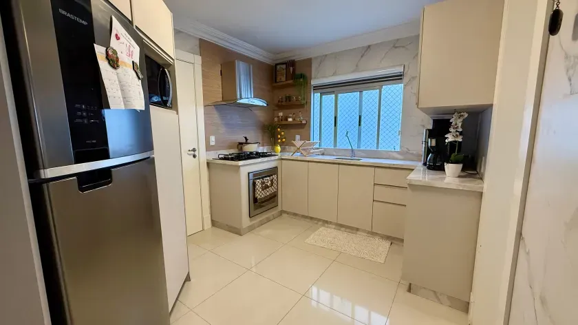 Apartamento duplex a 40m da Atlântica com 1 suíte, 2 demi-suítes e 4 vagas em Balneário Camboriú — foto 13