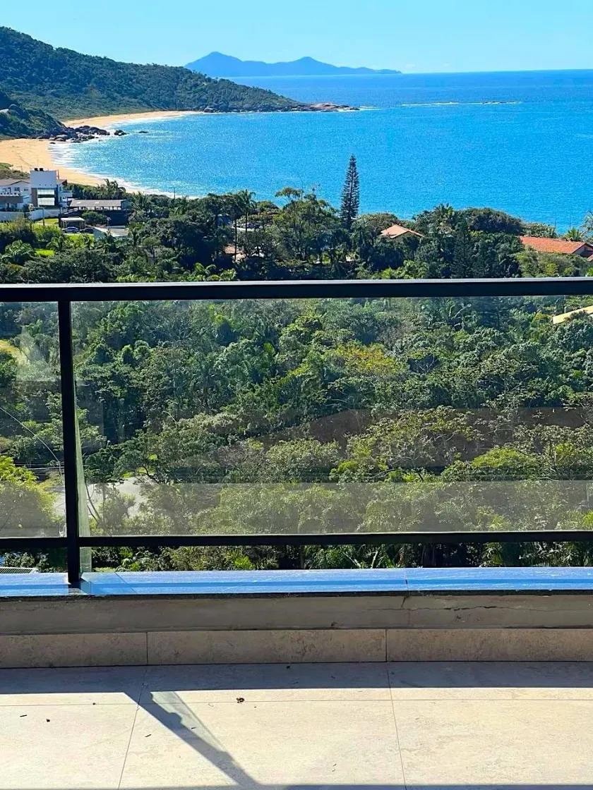Casa semi mobiliada vista mar com 3 dormitórios e 3 vagas de garagem na Praia de Taquaras - Balneário Camboriú — foto 5