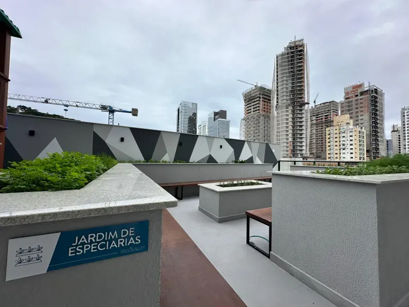 Apartamento com 3 dormitórios sendo 1 suíte + 2 demi e 2 vagas de garagem na Praia Brava em Itajaí — foto 25