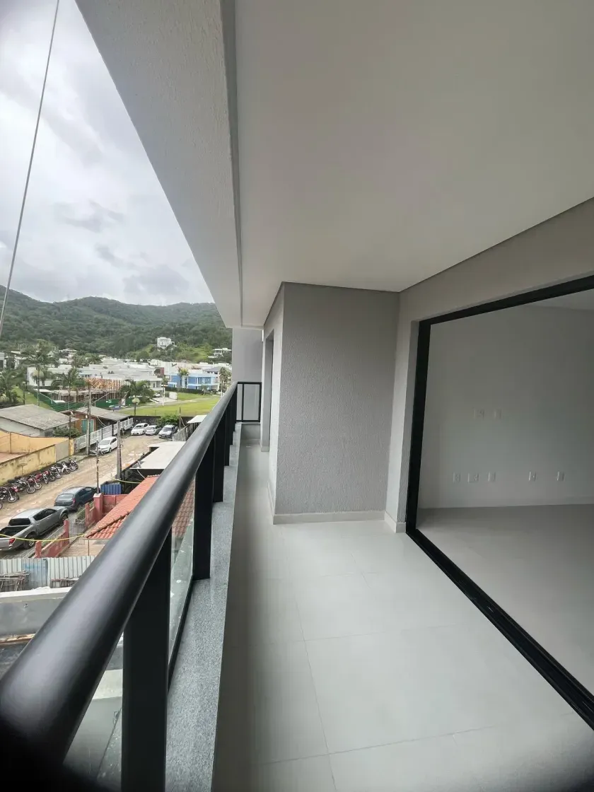 Apartamento com 3 dormitórios sendo 1 suíte + 2 demi e 2 vagas de garagem na Praia Brava em Itajaí — foto 3