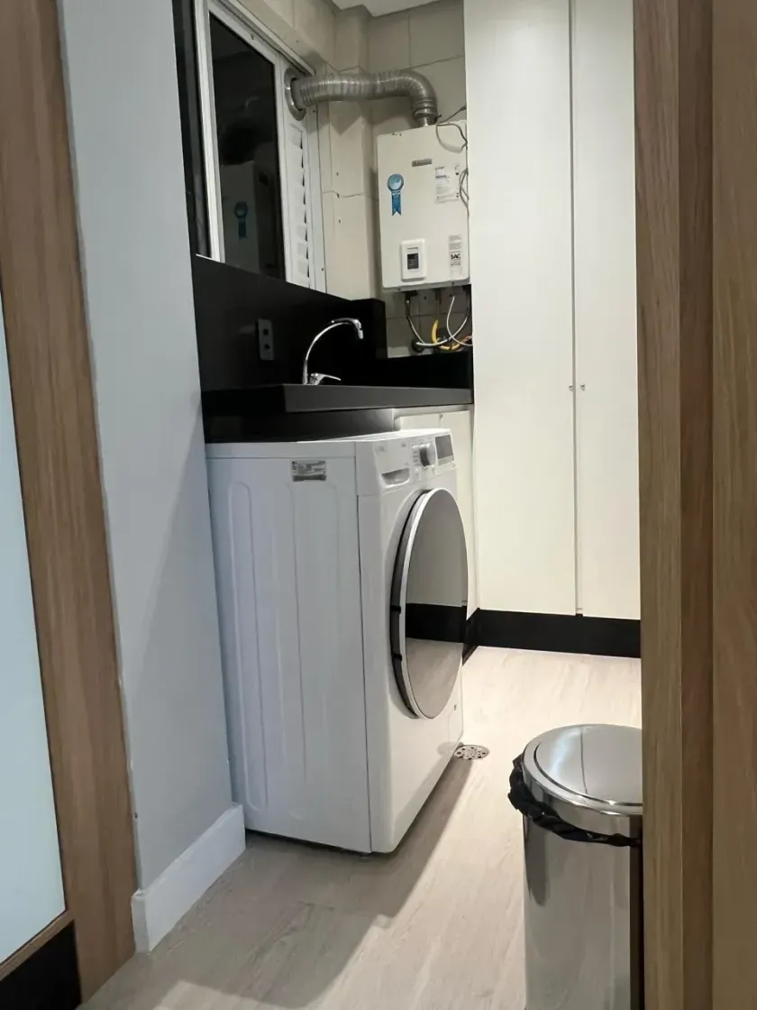 Apartamento mobiliado com 2 dormitórios sendo 1 suíte e 2 vagas de garagem em Balneário Camboriú — foto 7