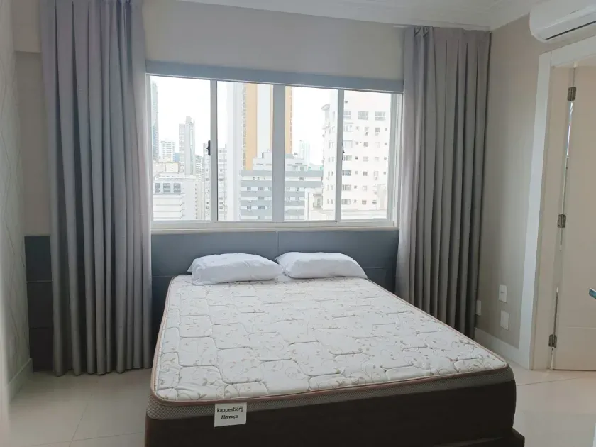 Apartamento frente mar com 3 dormitórios sendo 2 suítes 1 vaga de garagem em Balneário Camboriu/SC — foto 9