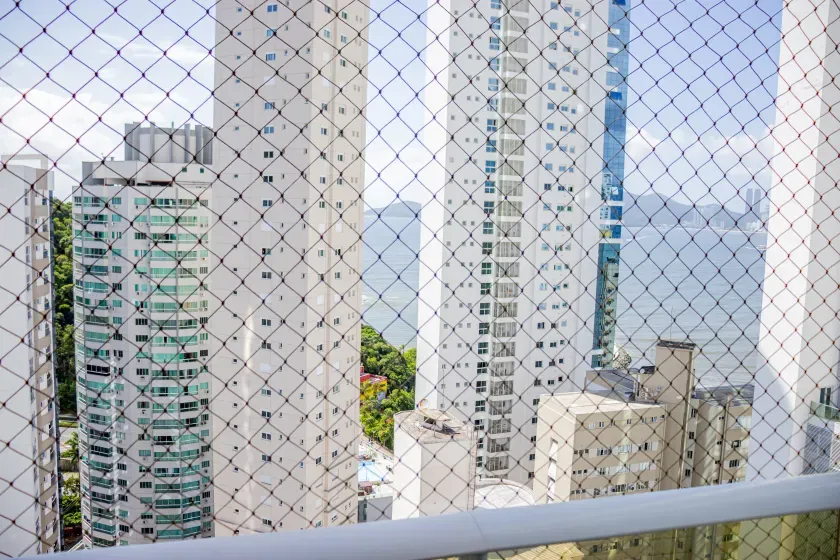 Apartamento no Solar Gonçalves com 3 Suítes em Balneário Camboriú — foto 17