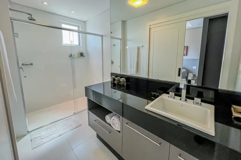 Apartamento no Solar Gonçalves com 3 Suítes em Balneário Camboriú — foto 37