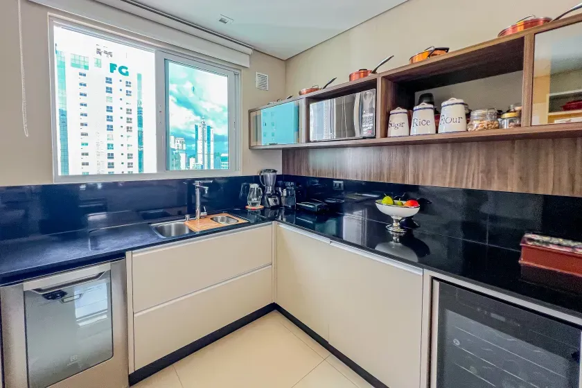 Apartamento no Solar Gonçalves com 3 Suítes em Balneário Camboriú — foto 53