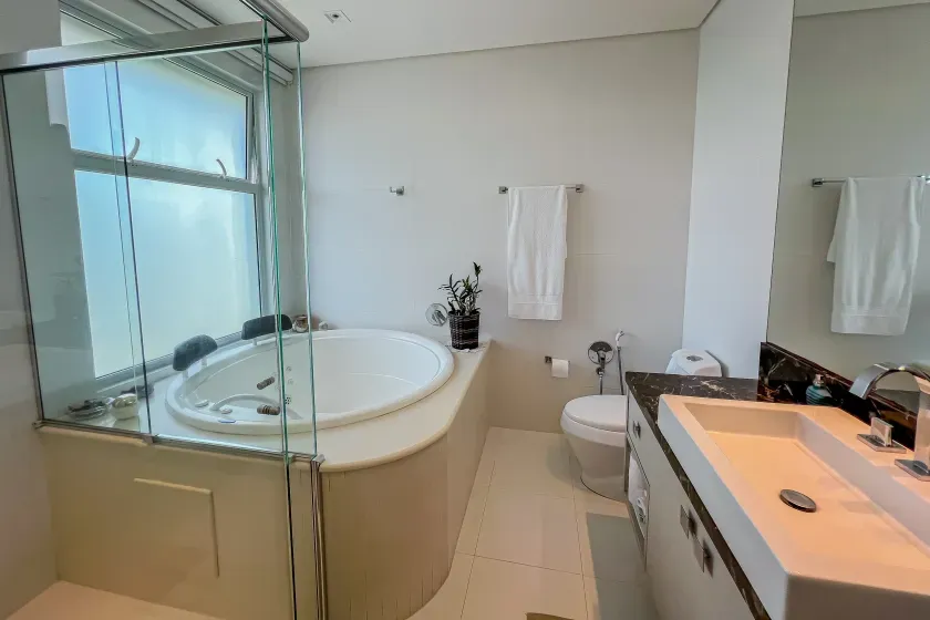 Apartamento no Solar Gonçalves com 3 Suítes em Balneário Camboriú — foto 72