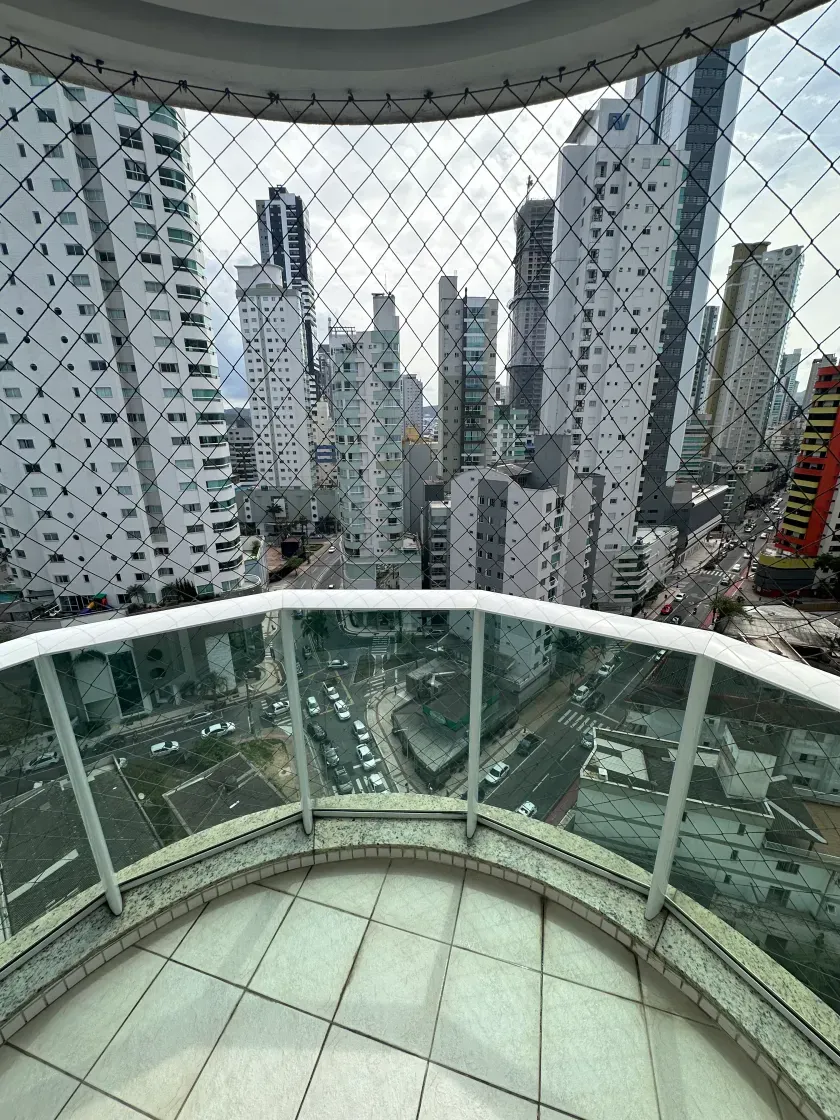 Apartamento alto padrão com 3 suítes e 4 vagas de garagem em - Balneário Camboriú/SC — foto 24
