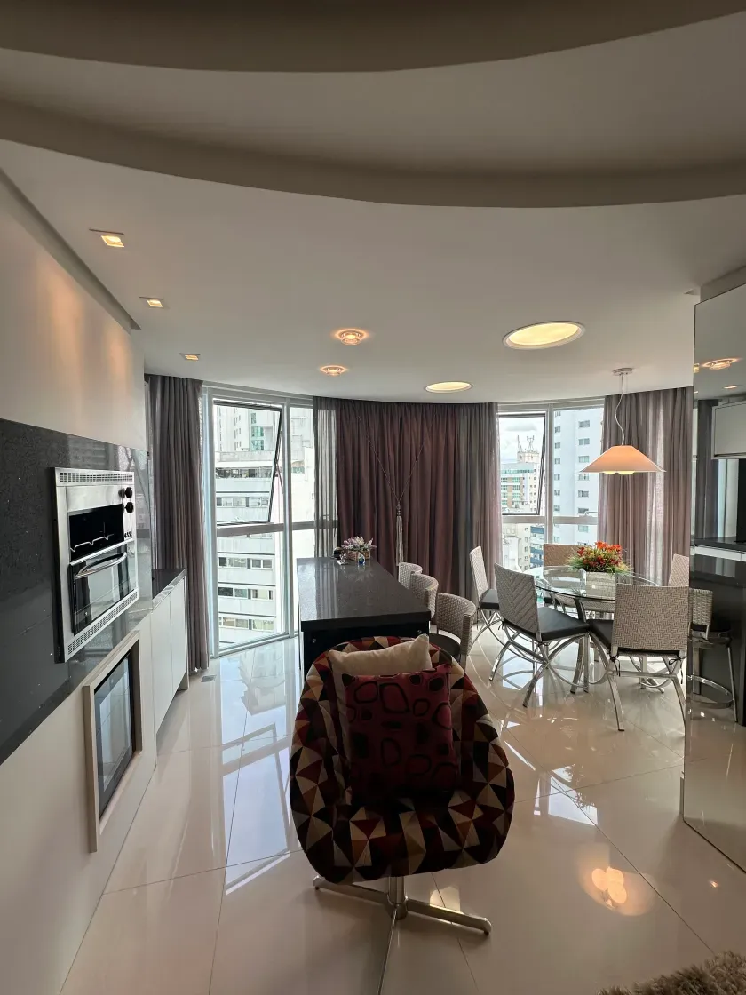 Apartamento alto padrão com 3 suítes e 4 vagas de garagem em - Balneário Camboriú/SC — foto 4