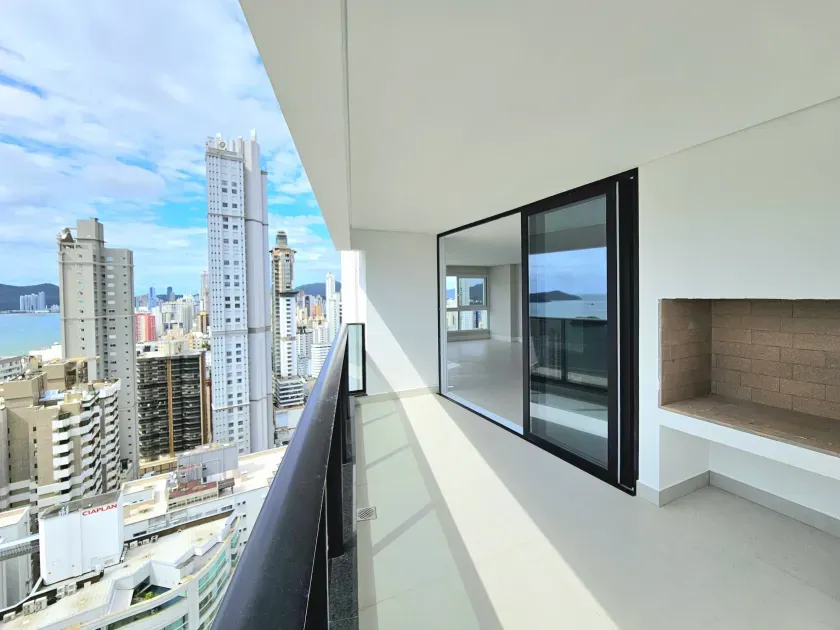 Apartamento no Edifício Cyano Mare Balneário Camboriú — foto 12