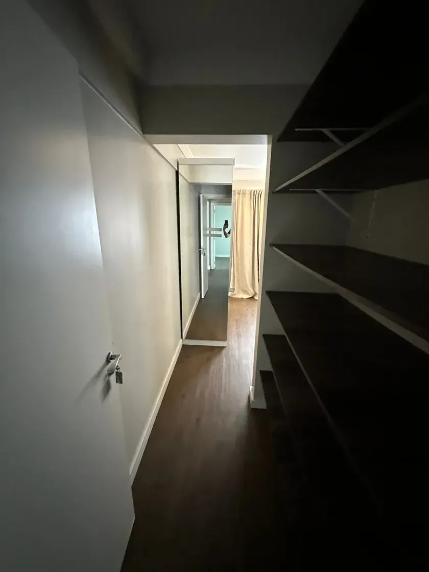 Apartamento semi-mobiliado com 1 suíte,  2 Demi e 2 vagas de garagem na Praia Brava em Itajaí — foto 14