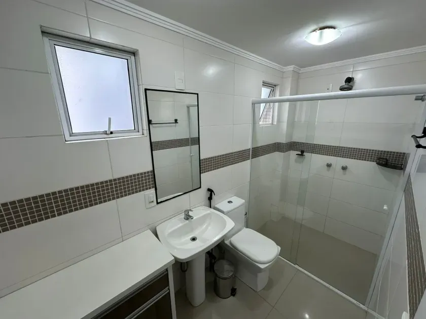 Apartamento semi-mobiliado com 1 suíte,  2 Demi e 2 vagas de garagem na Praia Brava em Itajaí — foto 15
