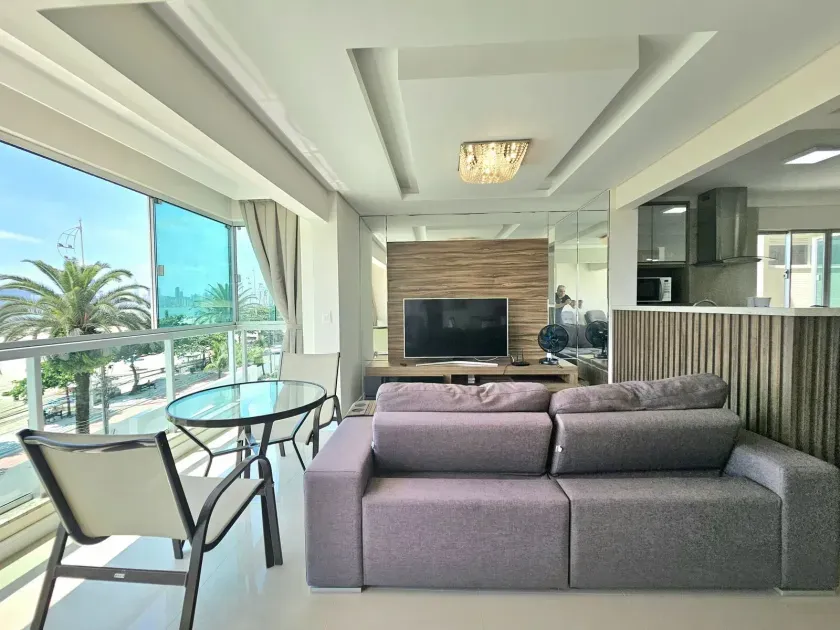 Apartamento no Edifício Albany em Balneário Camboriú — foto 2