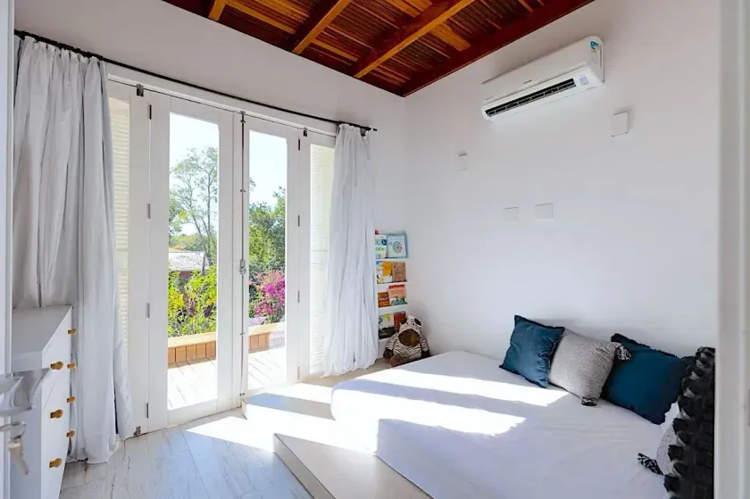 Casa com 3 dormitórios sendo 2 suítes com jardim e piscina Praia de Taquaras, Balneário Camboriú SC — foto 11
