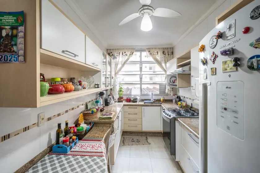 Apartamento com 3 dormitórios sendo 1 suíte e 2 vagas na região Central de Balneário Camboriú SC — foto 14