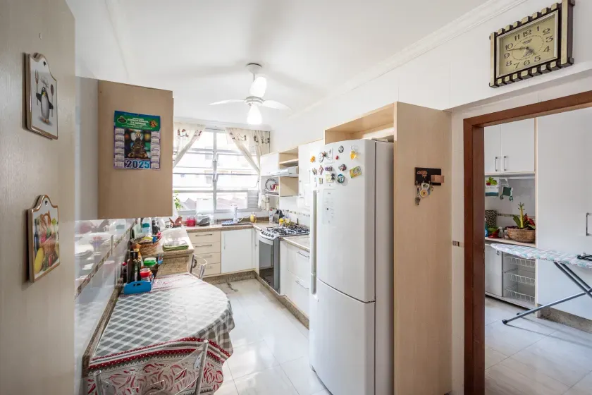 Apartamento com 3 dormitórios sendo 1 suíte e 2 vagas na região Central de Balneário Camboriú SC — foto 13