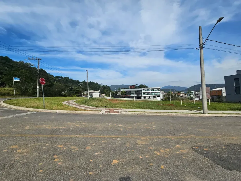 Terreno de esquina com 543,58 m² no Bairro da Barra em Balneário Camboriú SC — foto 5