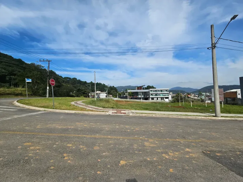 Terreno de esquina com 543,58 m² no Bairro da Barra em Balneário Camboriú SC — foto 6