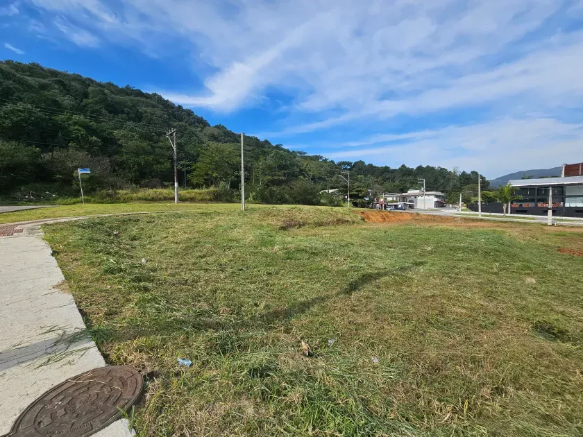 Terreno de esquina com 543,58 m² no Bairro da Barra em Balneário Camboriú SC — foto 12