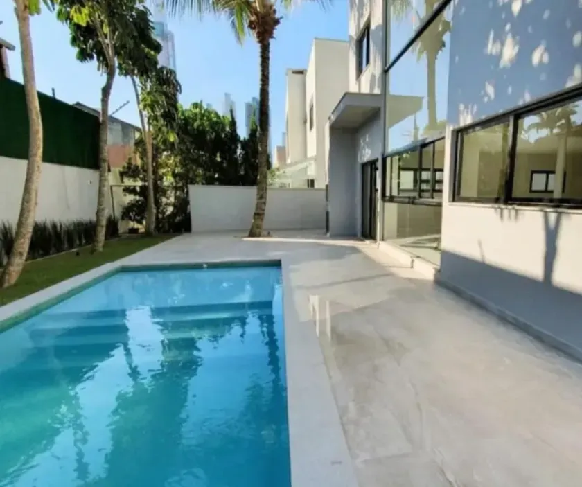 Casa em Villagio da Barra Condomínio fechado na Barra em Balneário Camboriú — foto 3