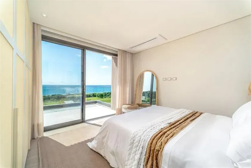 Casa frente mar mobiliada com 4 suítes em Balneário Camboriú — foto 8