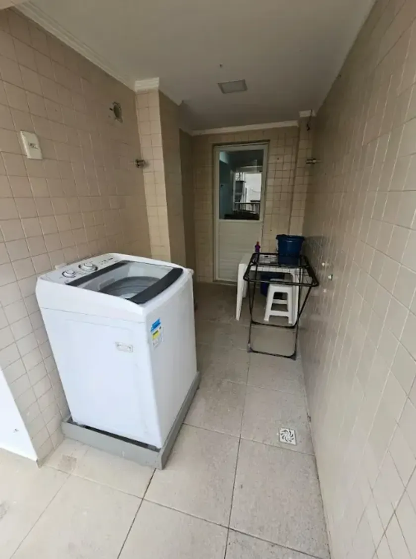 Apartamento quadra mar com 3 dormitórios sendo 1 suíte e 2 vagas de garagem  Balneário Camboriú/SC — foto 14