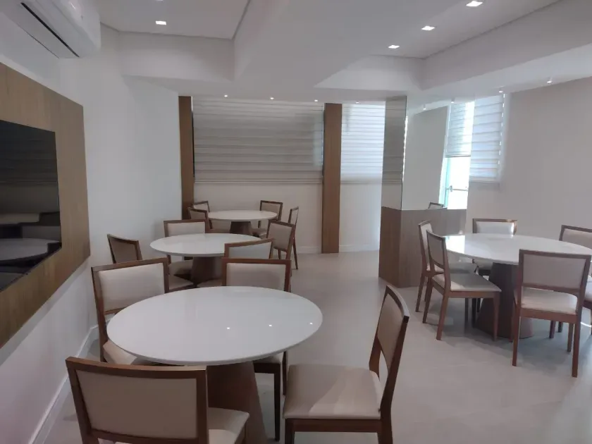 Apartamento com 3 suítes e 2 vagas de garagem no Bairro Pioneiros em Balneário Camboriú — foto 12