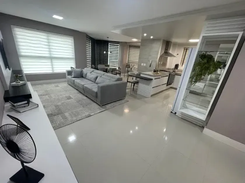 Apartamento no Edifício Opera Plaza