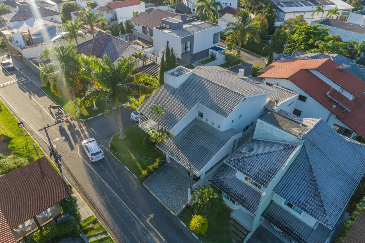 Casa Alto Padrão no Condomínio Residencial Ariribá — foto 2