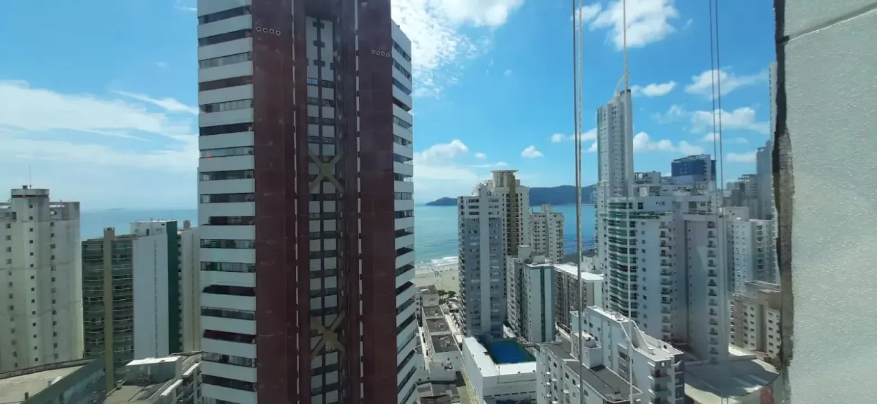 Apartamento com 4 dormitórios sendo 2 suítes e 3 vagas de garagem em Balneário Camboriú/SC — foto 19