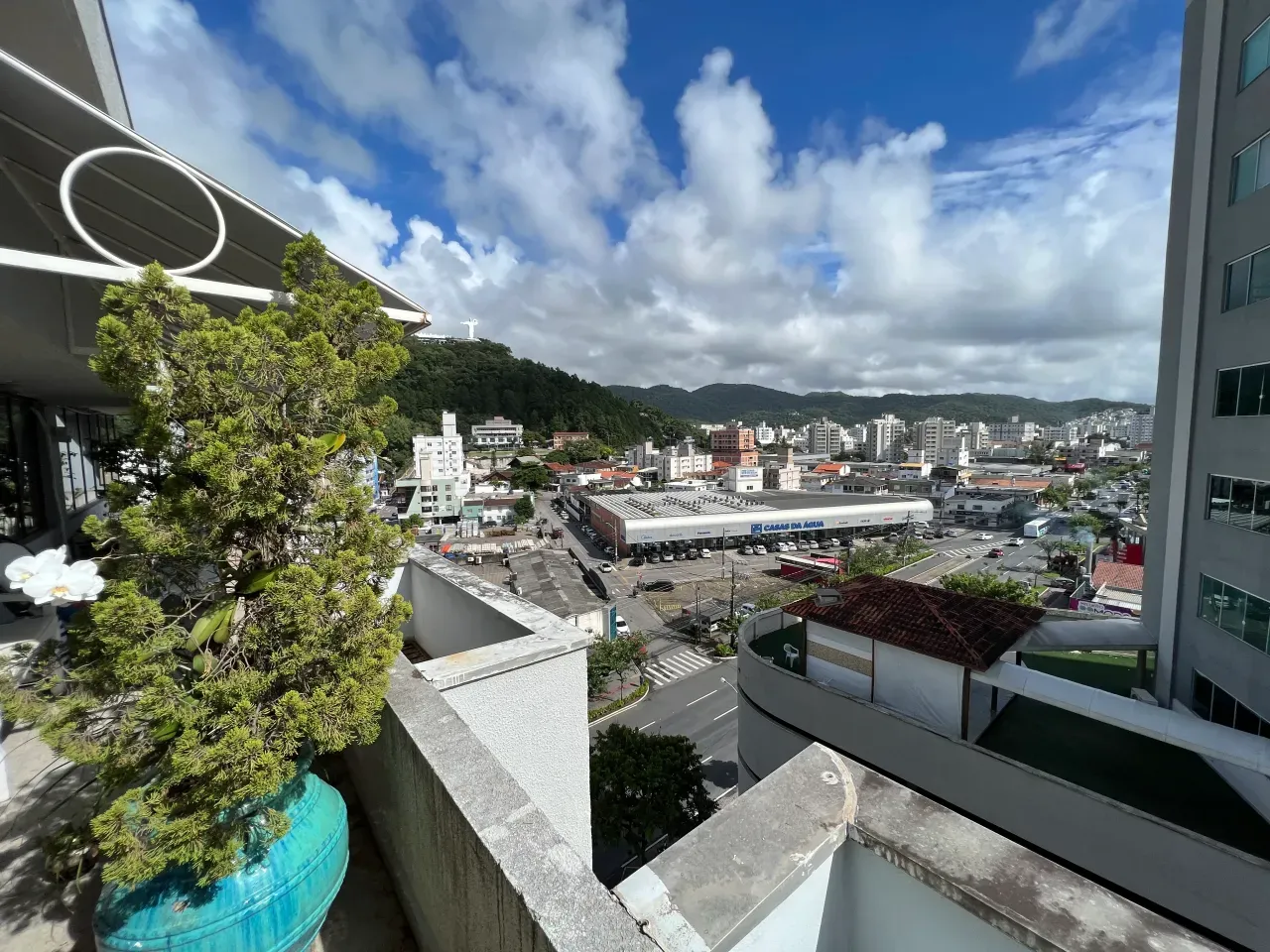 Sala Comercial com 2 ambientes e 1 vaga na Avenida Central - Balneário Camboriú — foto 14