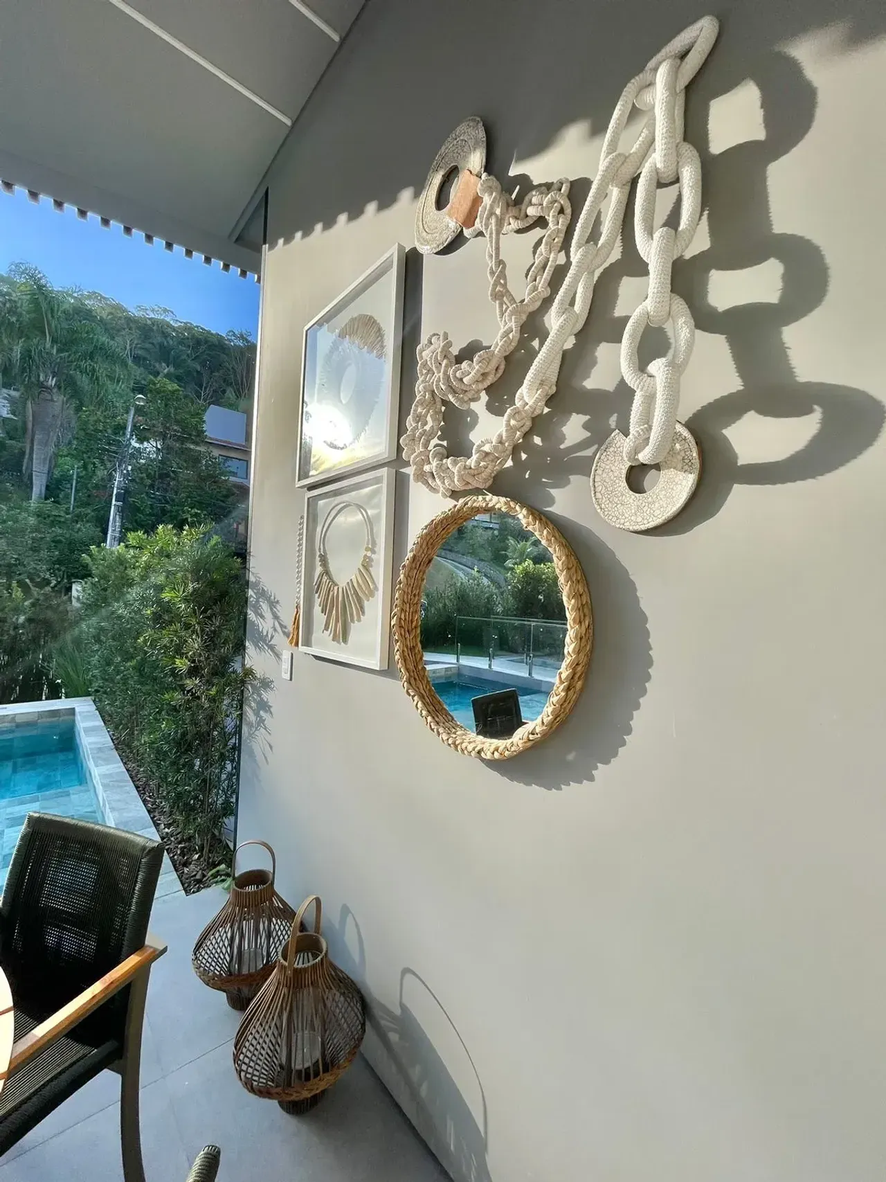 Casa finamente decorada e mobiliada em condomínio fechado com 4 suítes na Av. dos Estados — foto 23