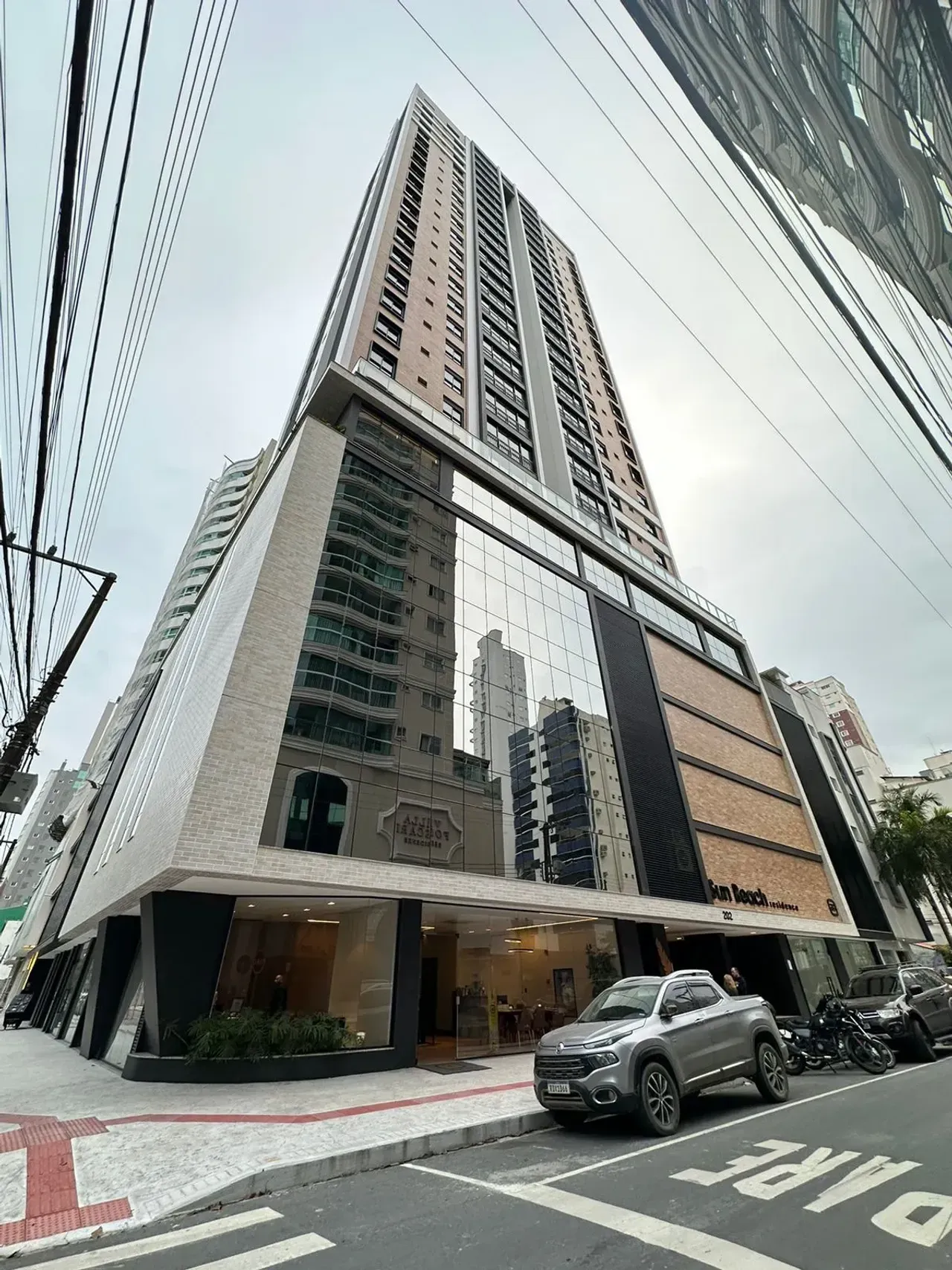 Apartamento andar alto com vista panorâmica do mar 4 suítes e 3 vagas em Balneário Camboriú — foto 19
