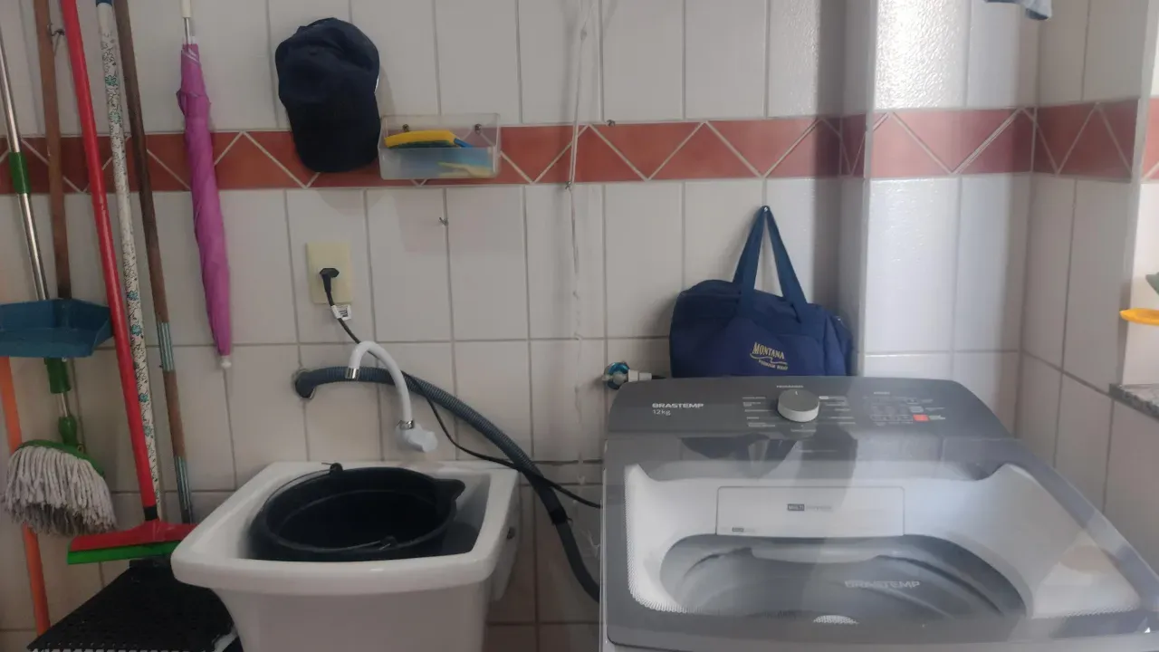 Apartamento com 2 dormitórios sendo 1 suíte e 1 vaga de garagem no Centro de Balneário Camboriú — foto 9