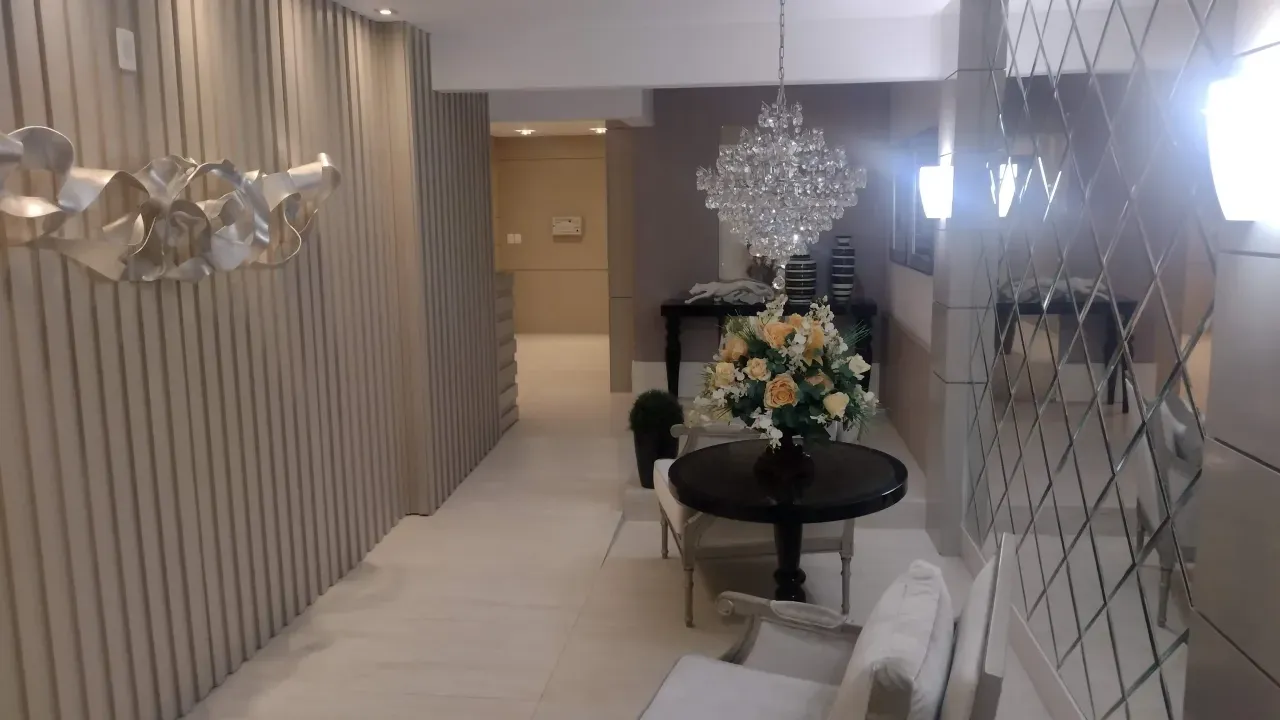 Apartamento com 2 dormitórios sendo 1 suíte e 1 vaga de garagem no Centro de Balneário Camboriú — foto 5