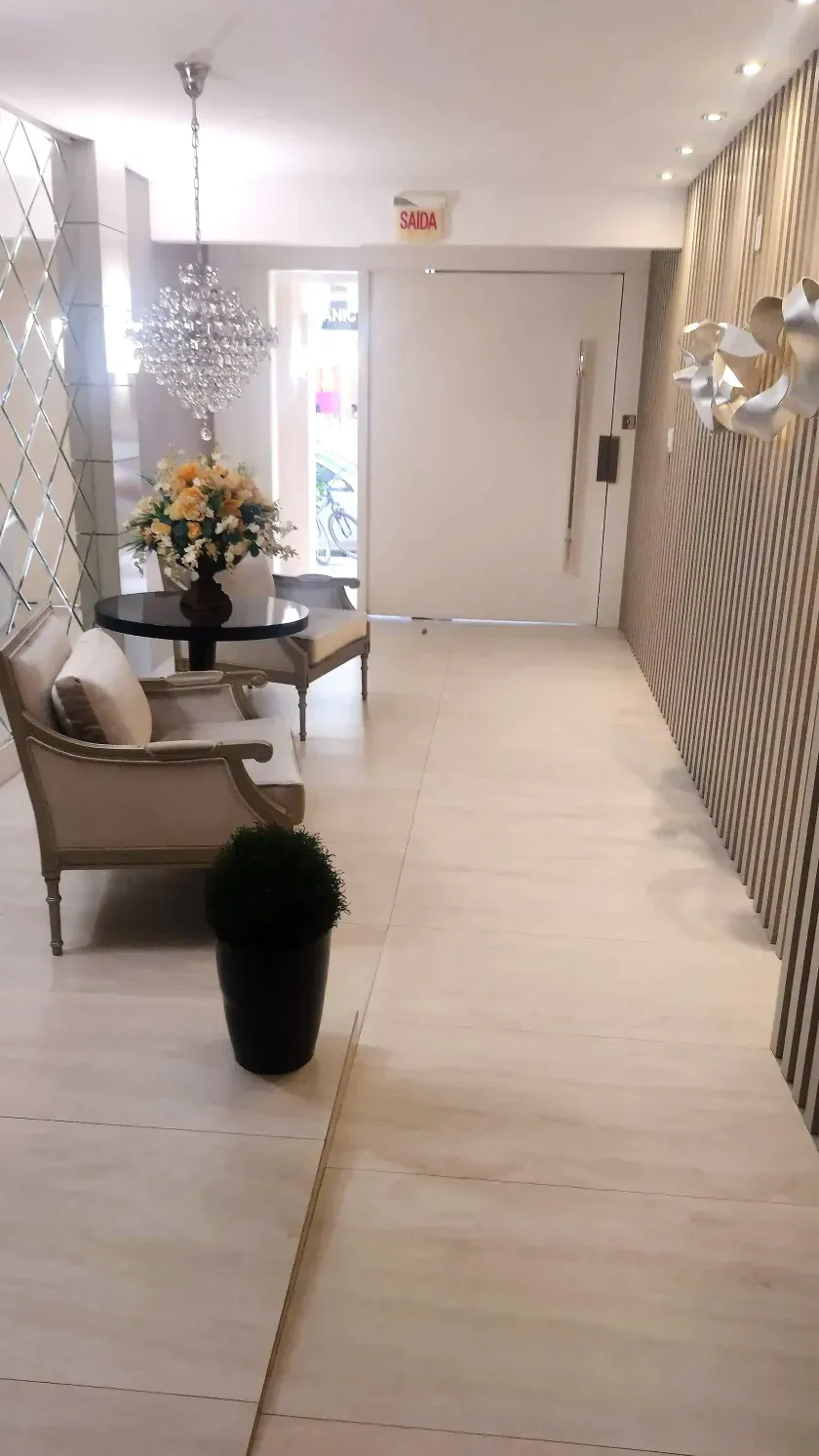 Apartamento com 2 dormitórios sendo 1 suíte e 1 vaga de garagem no Centro de Balneário Camboriú — foto 23