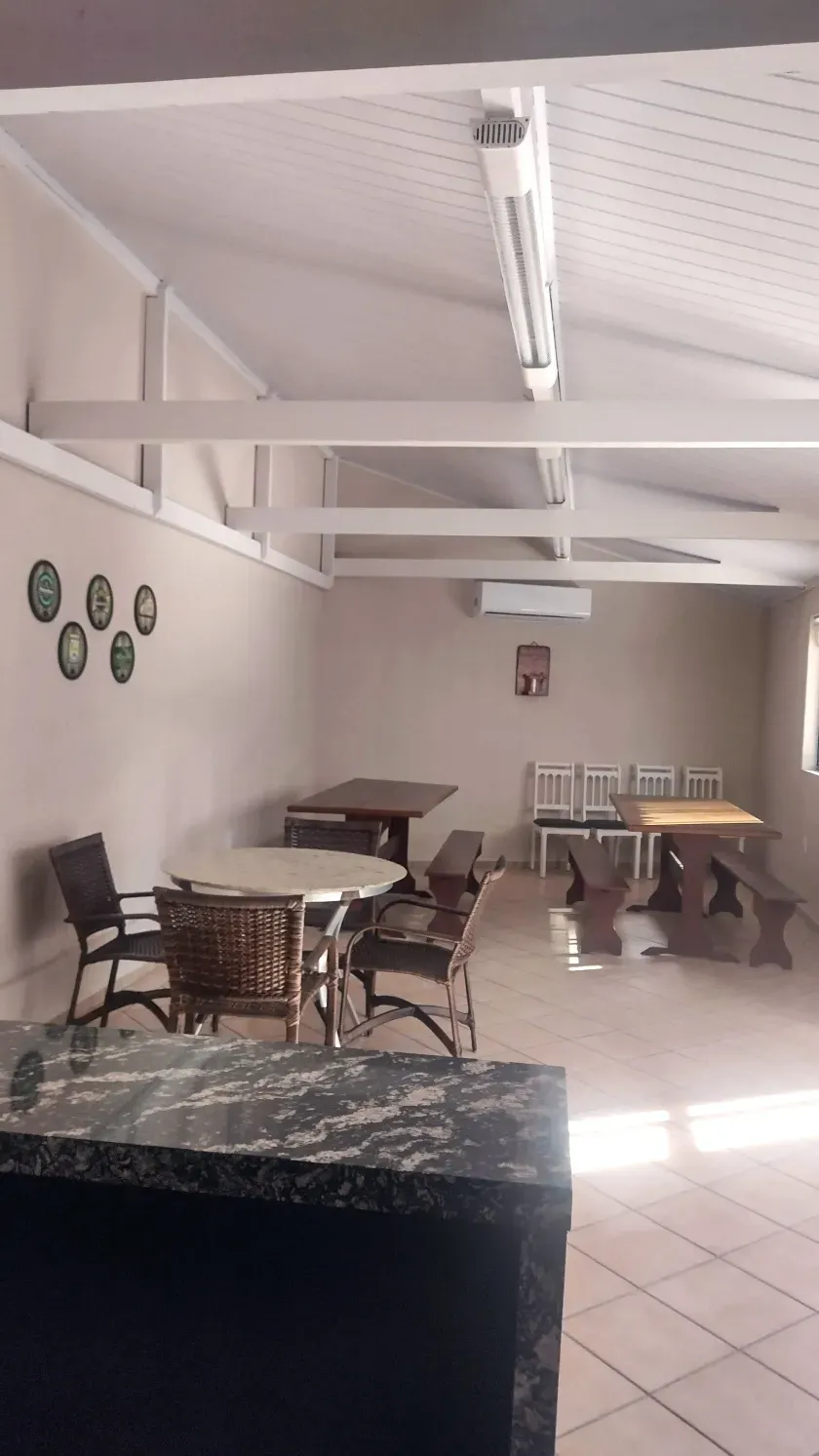 Apartamento com 2 dormitórios sendo 1 suíte e 1 vaga de garagem no Centro de Balneário Camboriú — foto 24