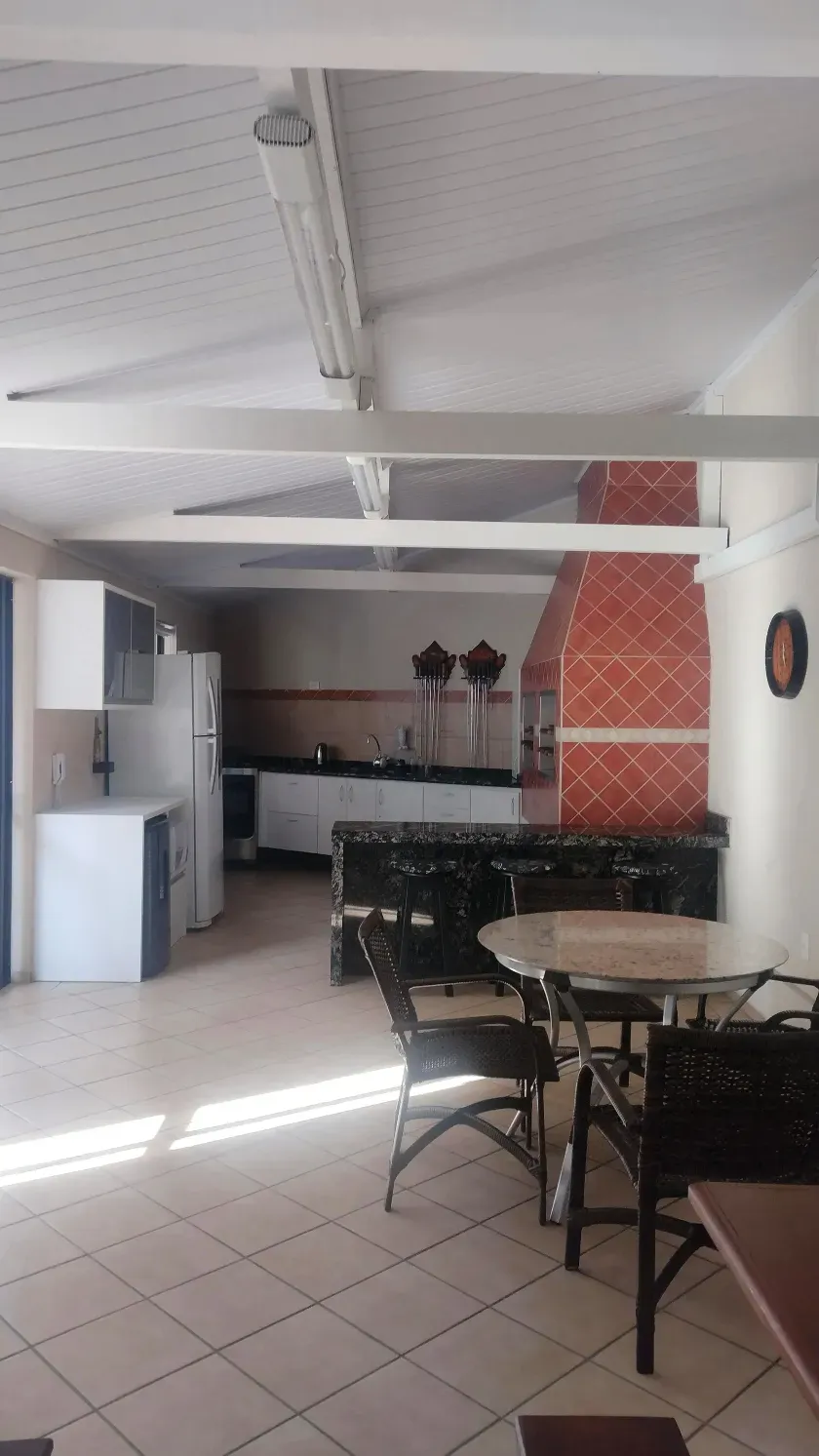 Apartamento com 2 dormitórios sendo 1 suíte e 1 vaga de garagem no Centro de Balneário Camboriú — foto 27
