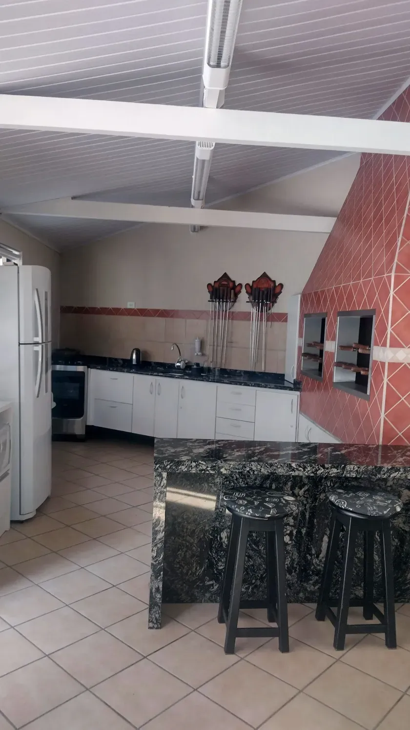 Apartamento com 2 dormitórios sendo 1 suíte e 1 vaga de garagem no Centro de Balneário Camboriú — foto 29