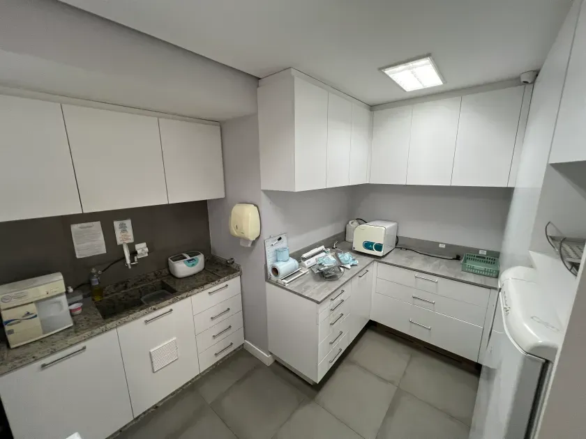 Sala Comercial no Centro de Balneário Camboriú — foto 8