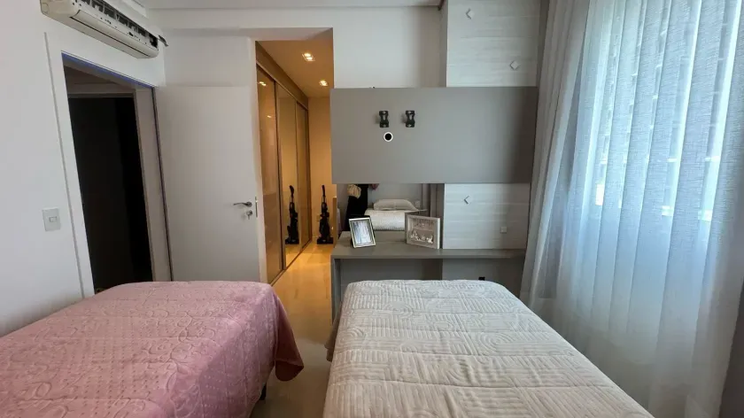 Apartamento com 3 suítes, 2 vagas de garagem no Pioneiros em Balneário Camboriú — foto 17