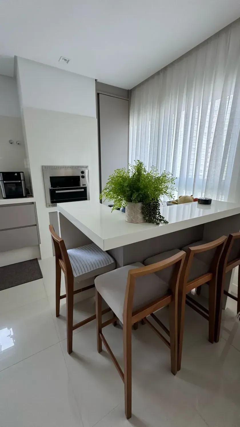 Apartamento com 3 suítes, 2 vagas de garagem no Pioneiros em Balneário Camboriú — foto 7