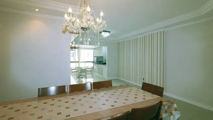 Apartamento com 3 suítes e 2 Vagas na Garagem em - Balneário Camboriú/SC — foto 4