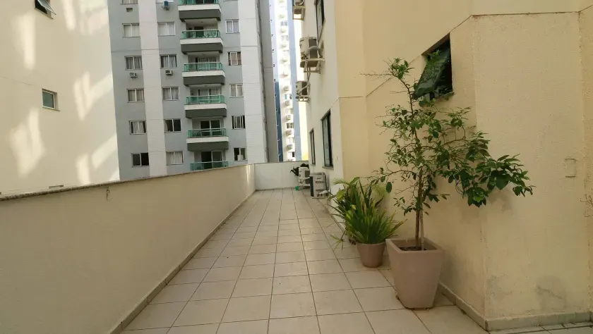 Apartamento com 3 suítes e 2 Vagas na Garagem em - Balneário Camboriú/SC — foto 19