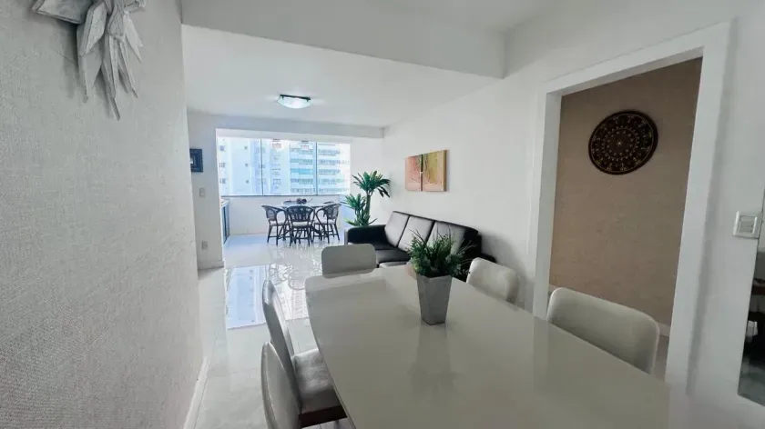 Apartamento com 3 dormitórios sendo 1 suíte, 1 vaga na garagem e ampla sacada com churrasqueira — foto 16