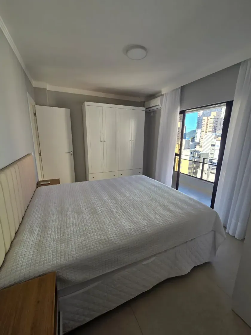 Apartamento mobiliado com 3 dormitórios sendo 1 suíte e 1 vaga de garagem em Balneário Camboriú — foto 7